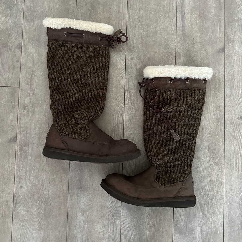 UGG Suburb Crochet Knit Slouch Suede Boots women’s size 8